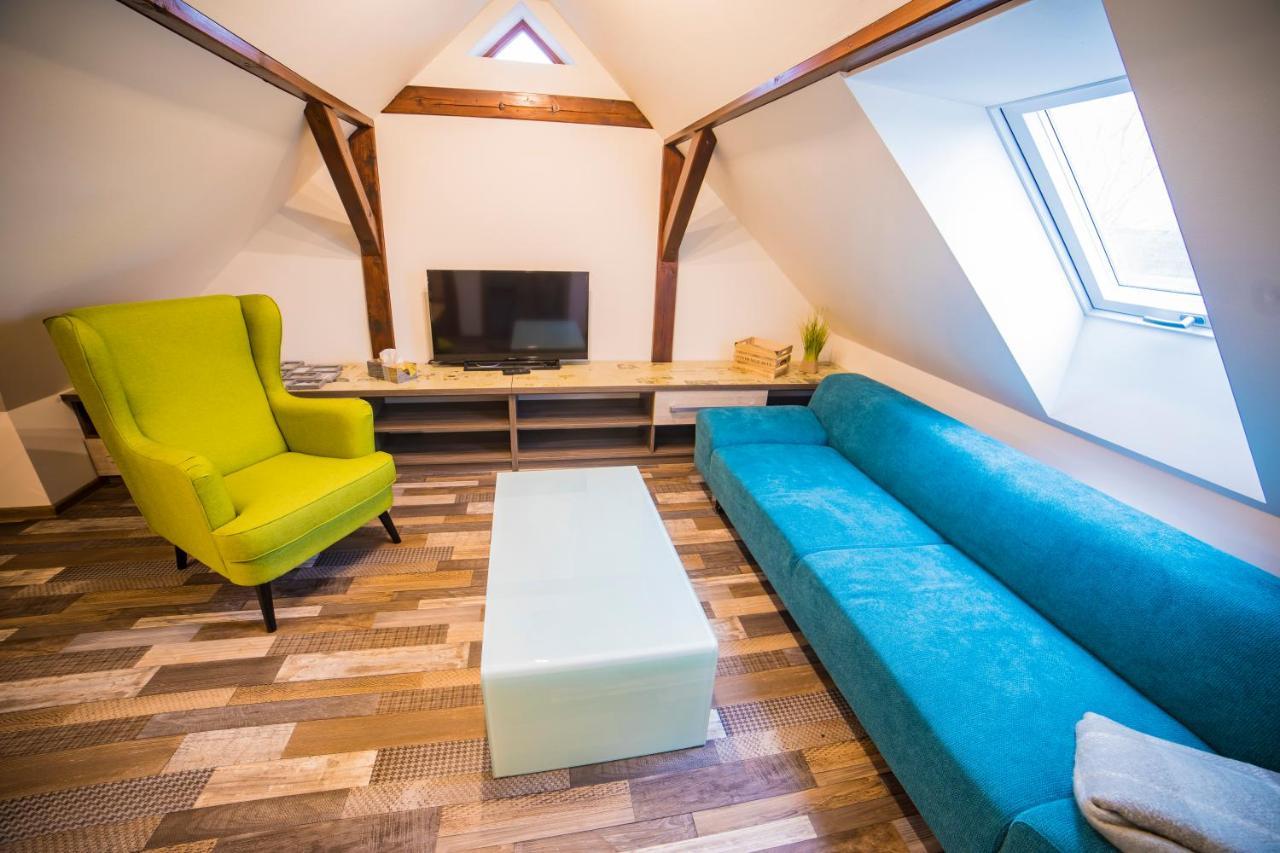 Apartman Dvorce Stráž nad Nežárkou 外观 照片